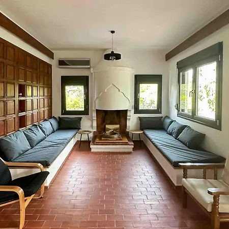 Aspioti Villa